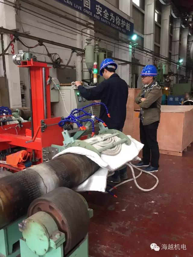 海越中頻高頻電磁感應(yīng)加熱設(shè)備在不同的行業(yè)、不同的工件、不同的工藝要求的應(yīng)用現(xiàn)場(chǎng)圖